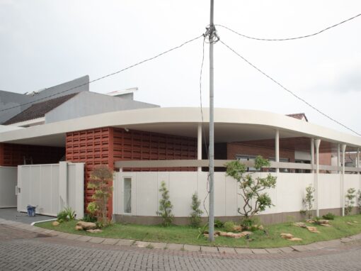 N-House